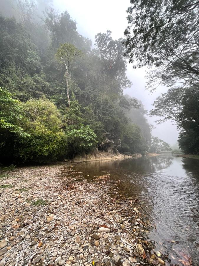 Khao Sok National Park Khaosok Monkeys & River Camps מראה חיצוני תמונה