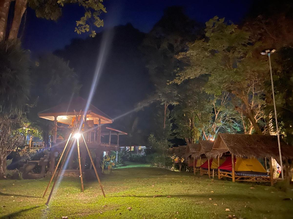 Khao Sok National Park Khaosok Monkeys & River Camps מראה חיצוני תמונה