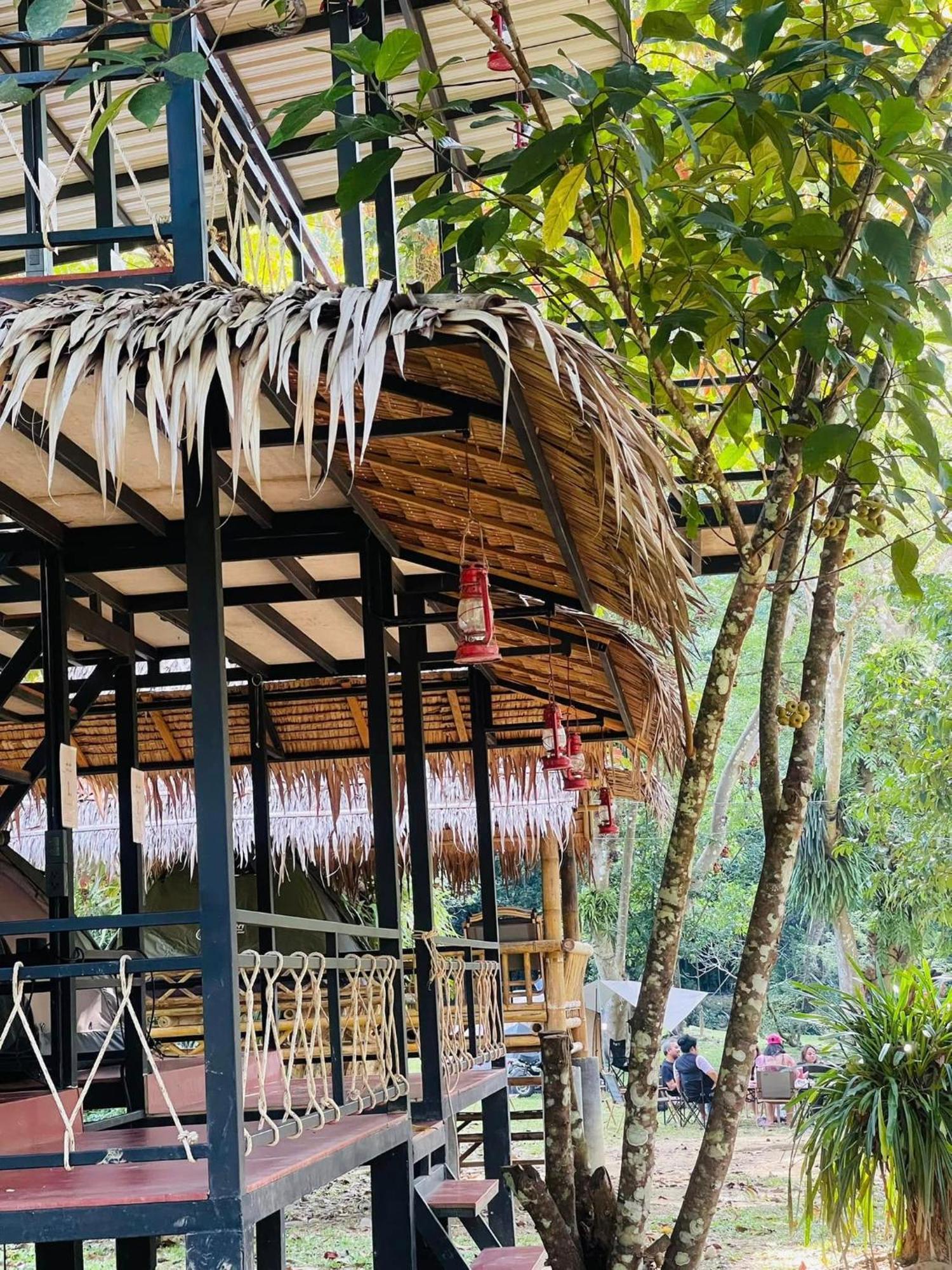 Khao Sok National Park Khaosok Monkeys & River Camps מראה חיצוני תמונה