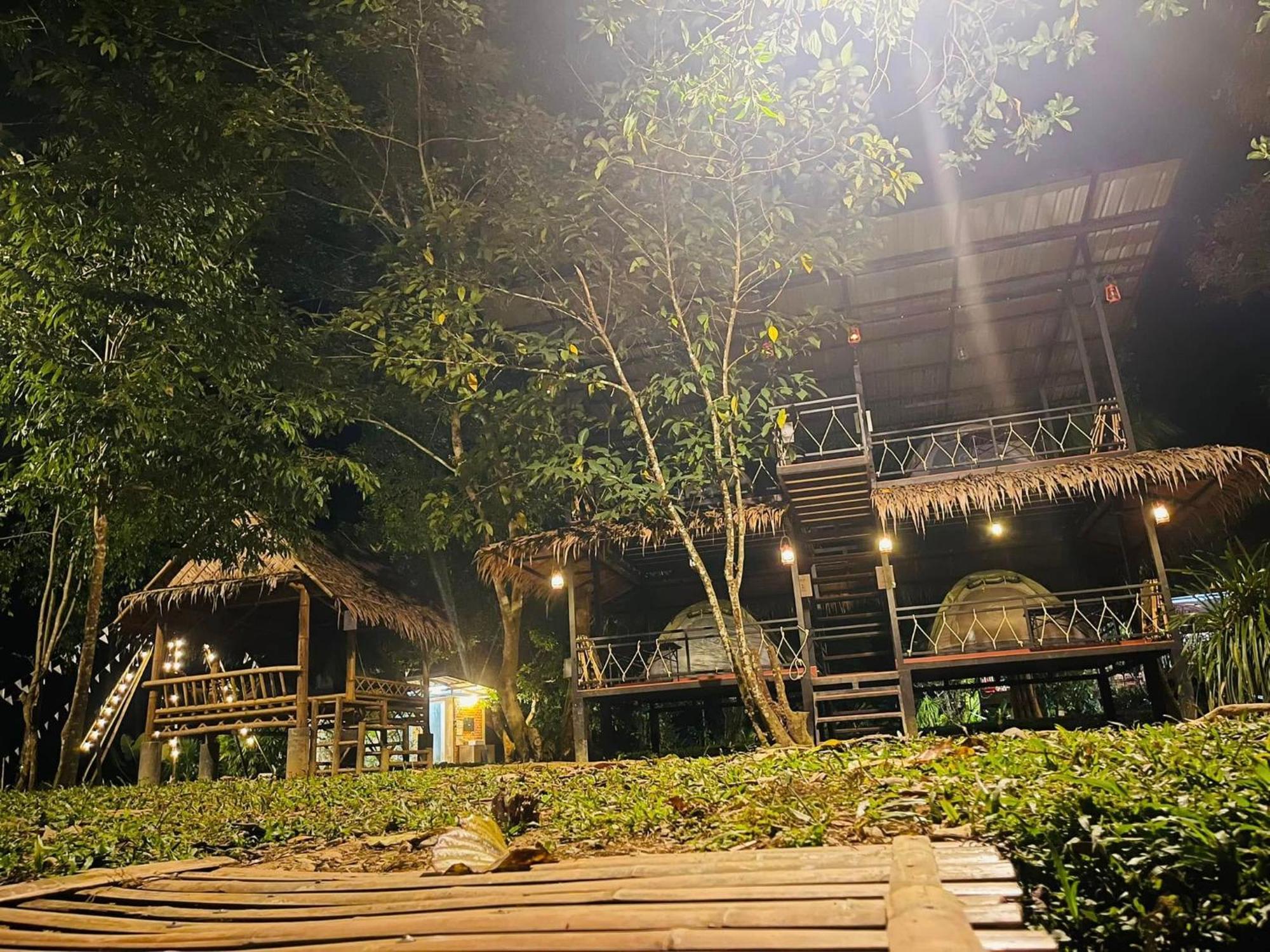 Khao Sok National Park Khaosok Monkeys & River Camps מראה חיצוני תמונה